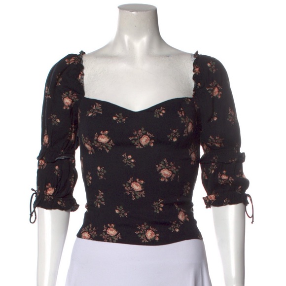 Reformation Nina Top in Visalia, Sz 2 - Picture 4 of 9